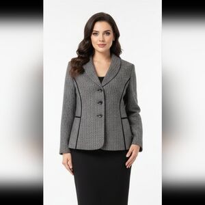 NWOT Le Suit Women's Gray And Black Jacket With Silver Metallic Thread Size 22W